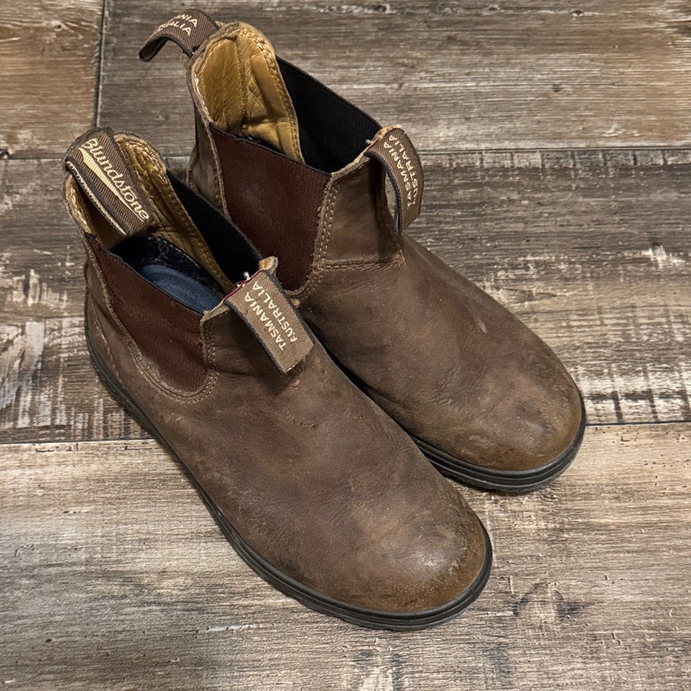 Blundstone unisex Rustic Brown Leather Boots AUS 5 1/2